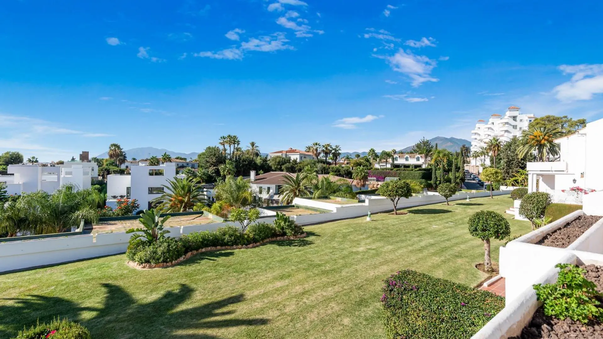 Andalucia Garden Club Apartment Marbella